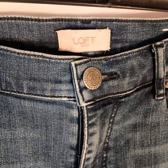 LOFT High Rise Skinny Jeans Size 12 Modern Fit 3 Button Hem Dark Wash - Picture 8 of 9